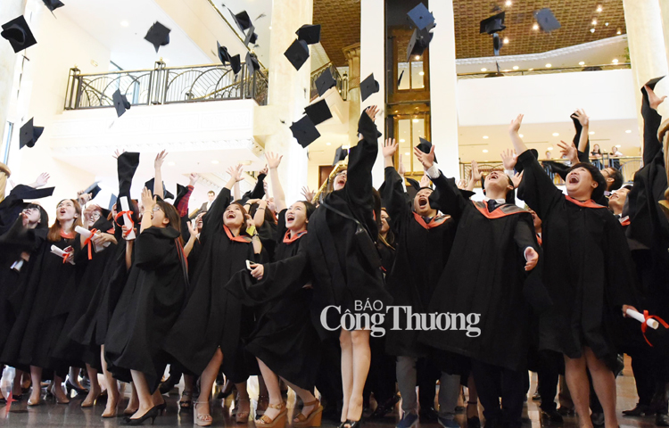 Đại học quốc tế BUV: Sinh viên tốt nghiệp đạt 100% ba năm liên tiếp