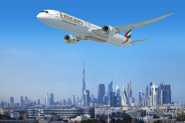 Emirates đặt mua 40 máy bay Boeing 787 Dreamliners