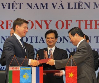 Chính thức ký kết Tuyên bố chung kết thúc đàm phán VCUFTA