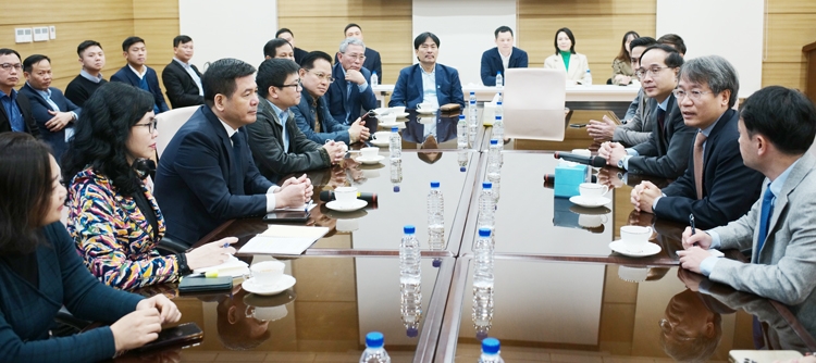 Bộ trưởng Bộ Công Thương Nguyễn Hồng Diên thăm và làm việc tại Hàn Quốc