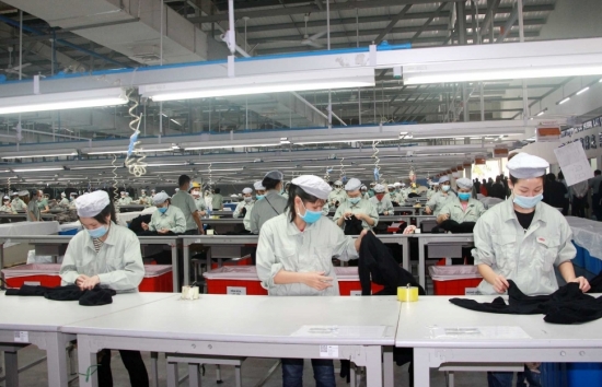 ADB hạ dự báo tăng trưởng kinh tế Việt Nam còn 3,8% năm nay