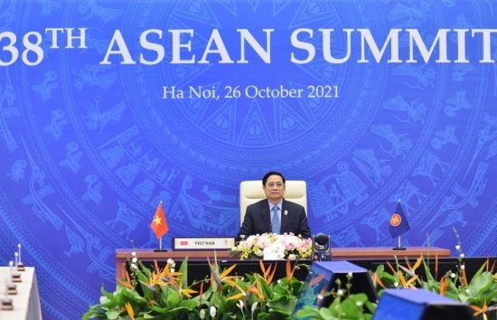 ASEAN cần cách tiếp cận tổng thể kiểm soát dịch và định vị chỗ đứng mới