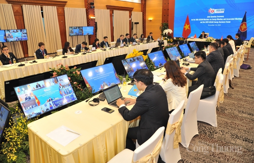 Hướng tới phát triển thị trường năng lượng ASEAN bền vững, xanh và sạch