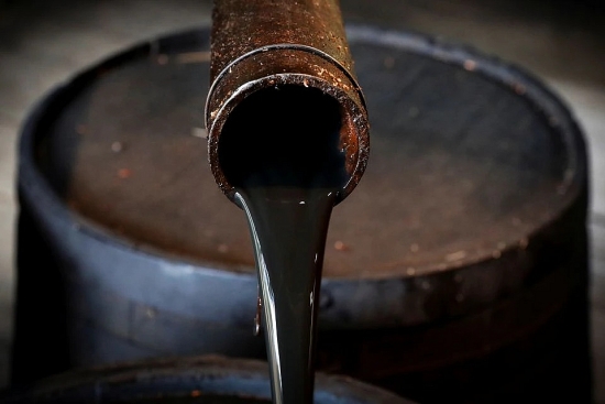 Giá dầu thế giới giảm 2% vì triển vọng thoả thuận Mỹ - Iran