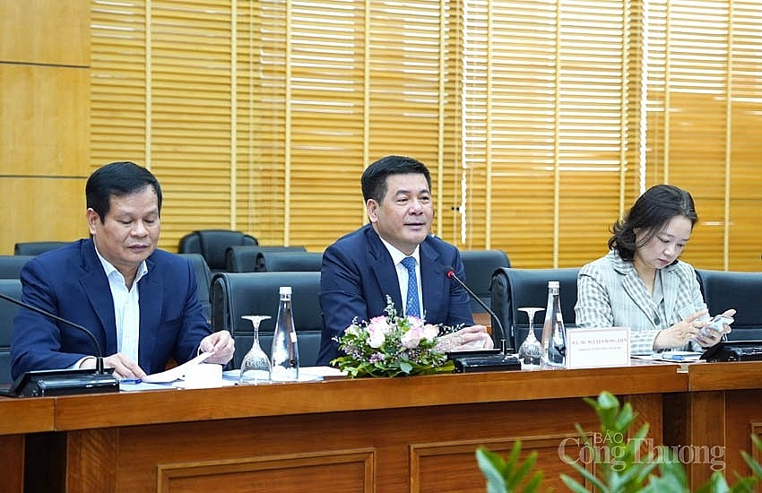 Bộ trưởng Nguyễn Hồng Diên: Cần giải bài toán truyền tải điện năng đến những nơi có phụ tải cao