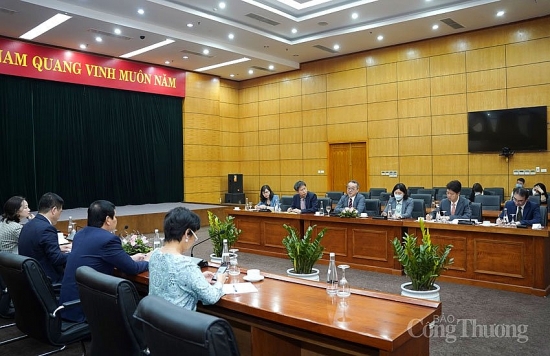 Bộ trưởng Nguyễn Hồng Diên: Cần giải bài toán truyền tải điện năng đến những nơi có phụ tải cao