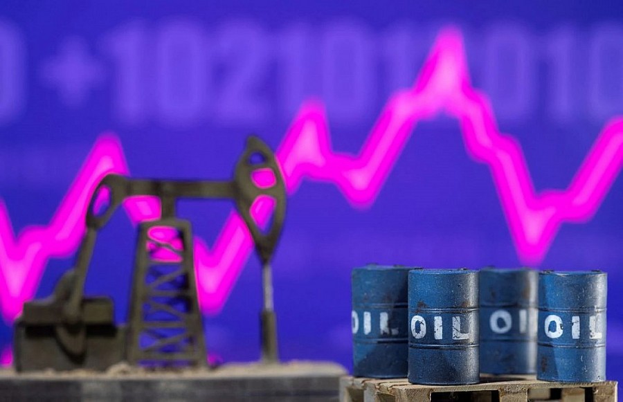 Giá dầu thô hôm nay 3/6: Tăng vì tồn kho giảm