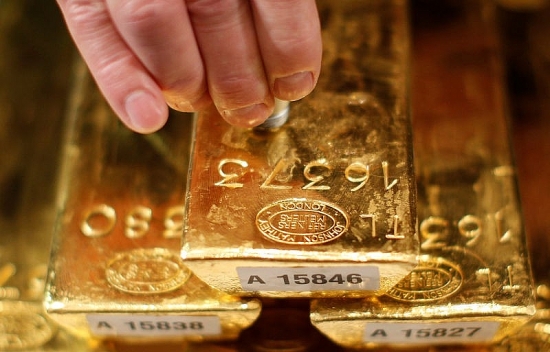 Giá vàng hôm nay 19/4: Vàng bật tăng, chạm mốc 71 triệu đồng