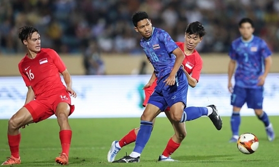 U23 Thái Lan – U23 Singapore (5-0): Thái Lan tạm giữ ngôi đầu bảng B
