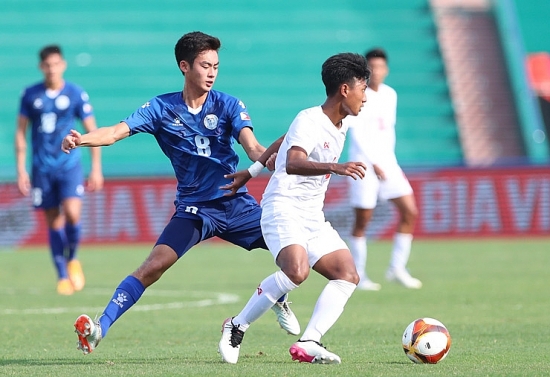 U23 Myanmar - U23 Philippines (3-2): Myanmar dẫn đầu bảng A bóng đá nam