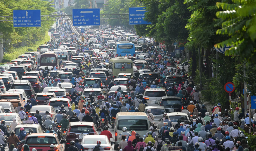 Hà Nội: Ô tô, xe máy sẽ có làn đường riêng trên đường Nguyễn Trãi