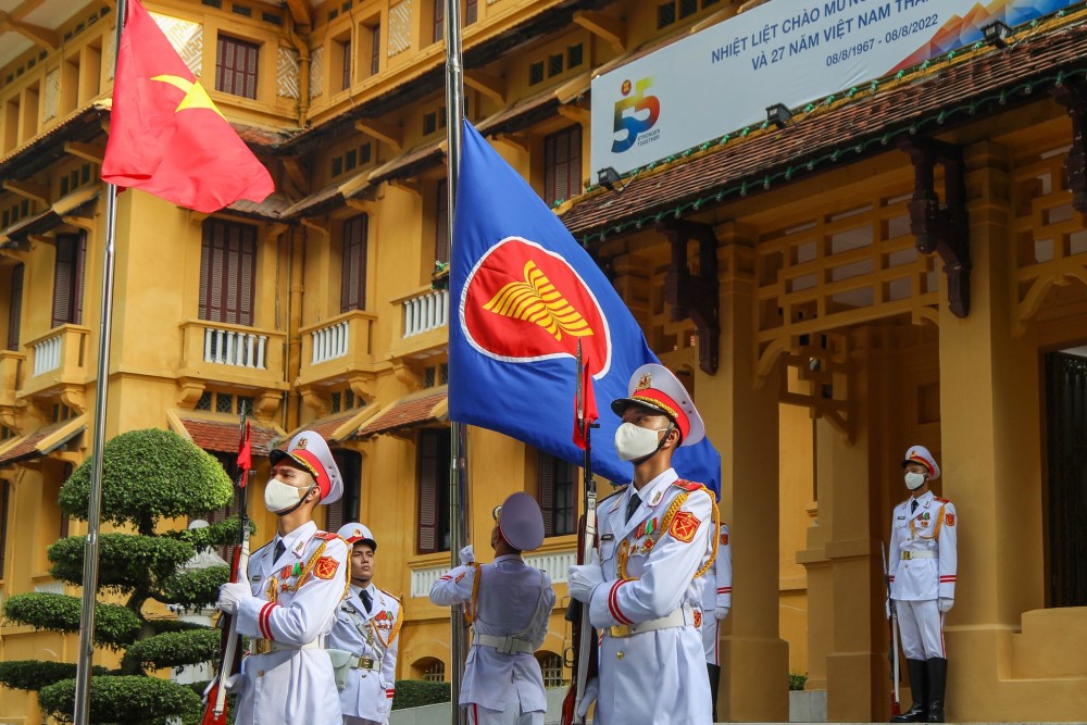Gia nhập ASEAN năm 1995 là một quyết sách mang tầm chiến lược của Đảng và nhà nước Việt Nam