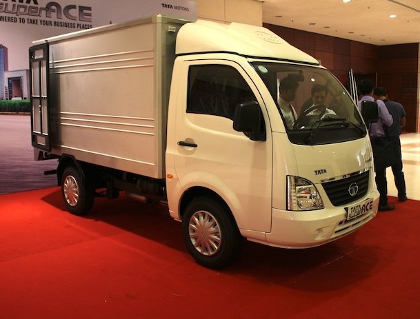 Dòng xe tải nhẹ Tata Super Ace thâm nhập thị trường Việt Nam