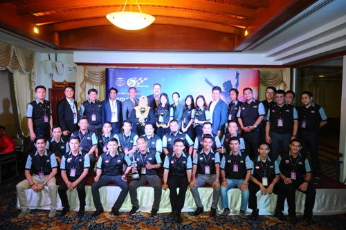 Việt Nam giành giải cao trong cuộc thi tay nghề và kỹ năng bán hàng của Chevrolet