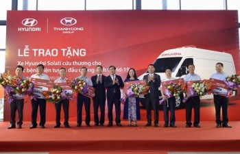 Tập đoàn Thành Công và Hyundai Motor tặng xe cứu thương, chung tay chống dịch Covid-19