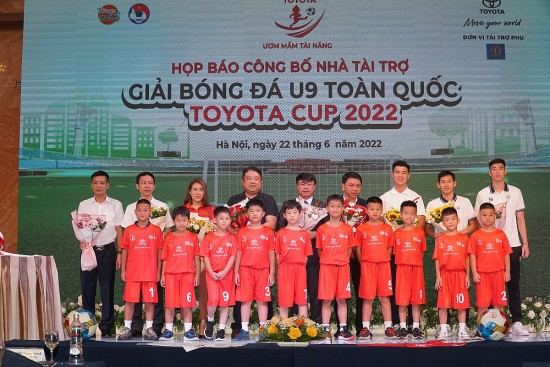16 doi bong nhi tham du giai bong da u9 toan quoc toyota cup 2022