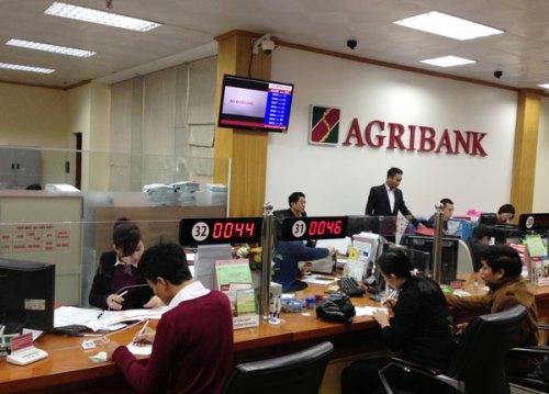 Khách hàng mở tài khoản nhận quà lớn tại Agribank