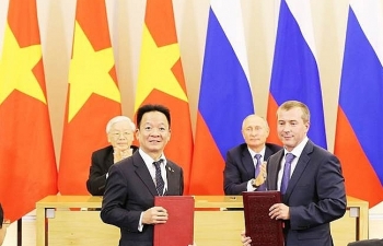 Ngân hàng Việt Nam hợp tác chiến lược với hai định chế tài chính quốc tế tại Nga