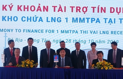 PV GAS ký kết tài trợ tín dụng Dự án Kho chứa LNG Thị Vải