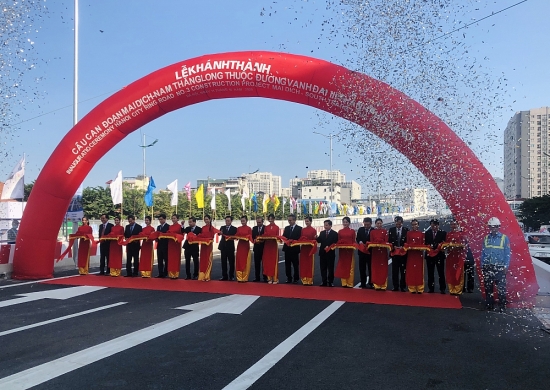 Dự án đường trên cao hơn 5.000 tỷ đồng của Hà Nội chính thức thông xe