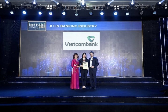 Lần thứ 5 Vietcombank là ngân hàng có môi trường làm việc tốt nhất Việt Nam