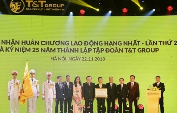 Tập  đoàn T&T đón nhận Huân chương Lao động Hạng Nhất và thay đổi nhận diện thương hiệu