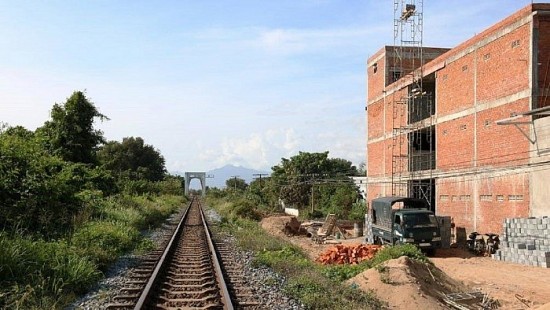 Dự án đoạn đường sắt Vinh-Nha Trang đã được phê duyệt khung chính sách bồi thường