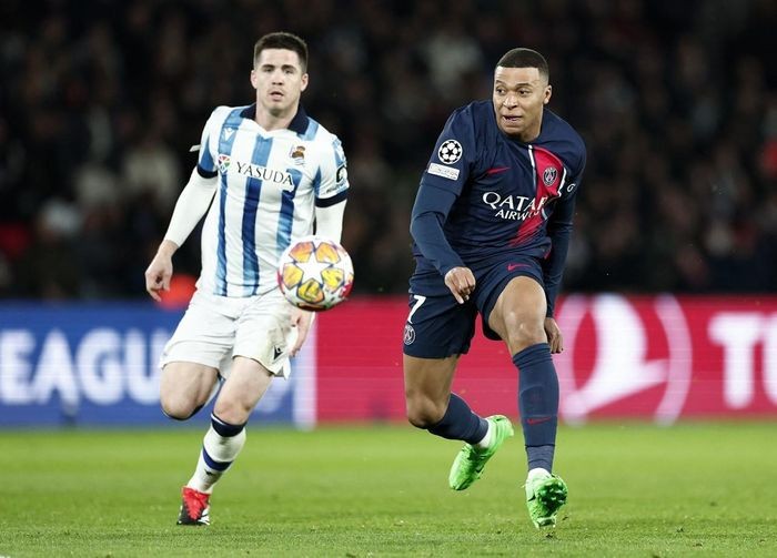 Mbappe đi vào lịch sử Champions League