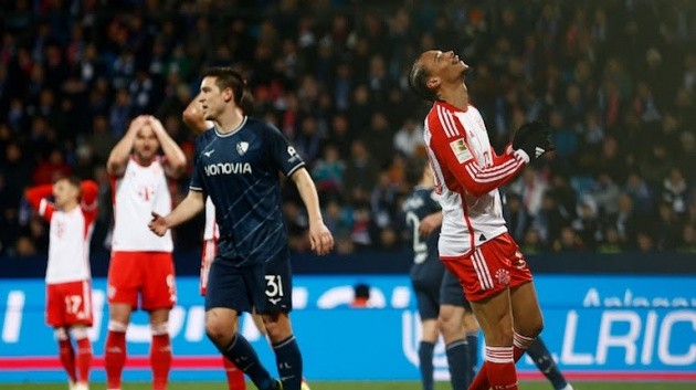 Bayern Munich thua đau trước Bochum