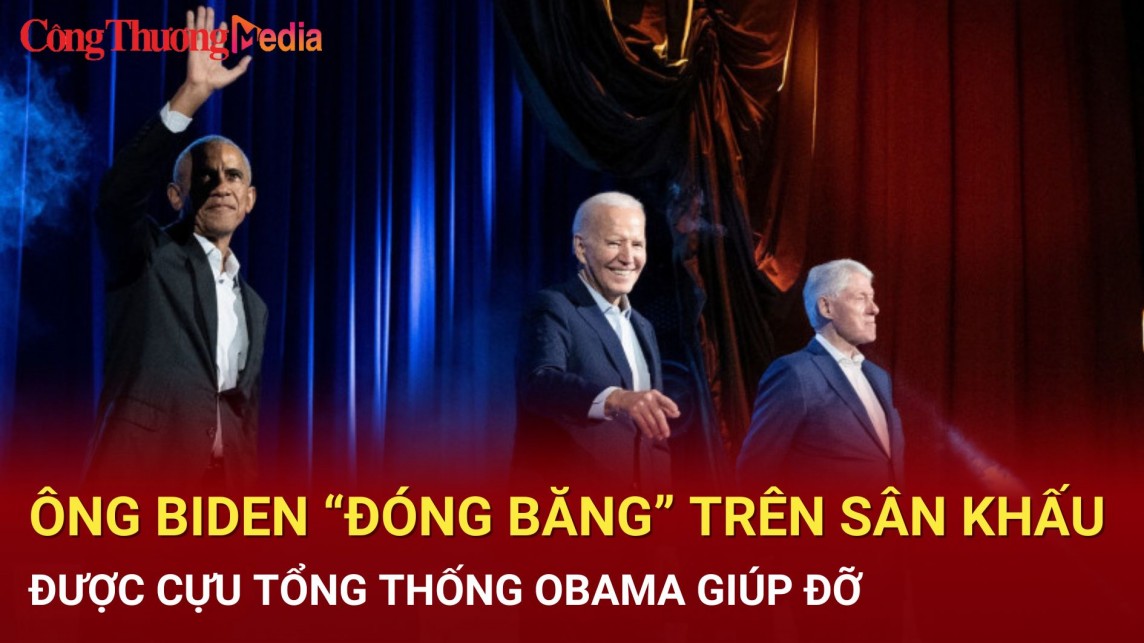 Ông Biden "đóng băng" trên sân khấu, được cựu Tổng thống Obama giúp