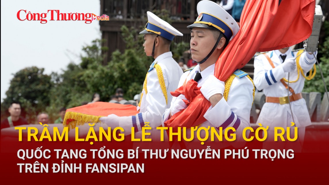 Trầm lặng Lễ thượng cờ rủ Quốc tang Tổng Bí thư Nguyễn Phú Trọng trên đỉnh Fansipan