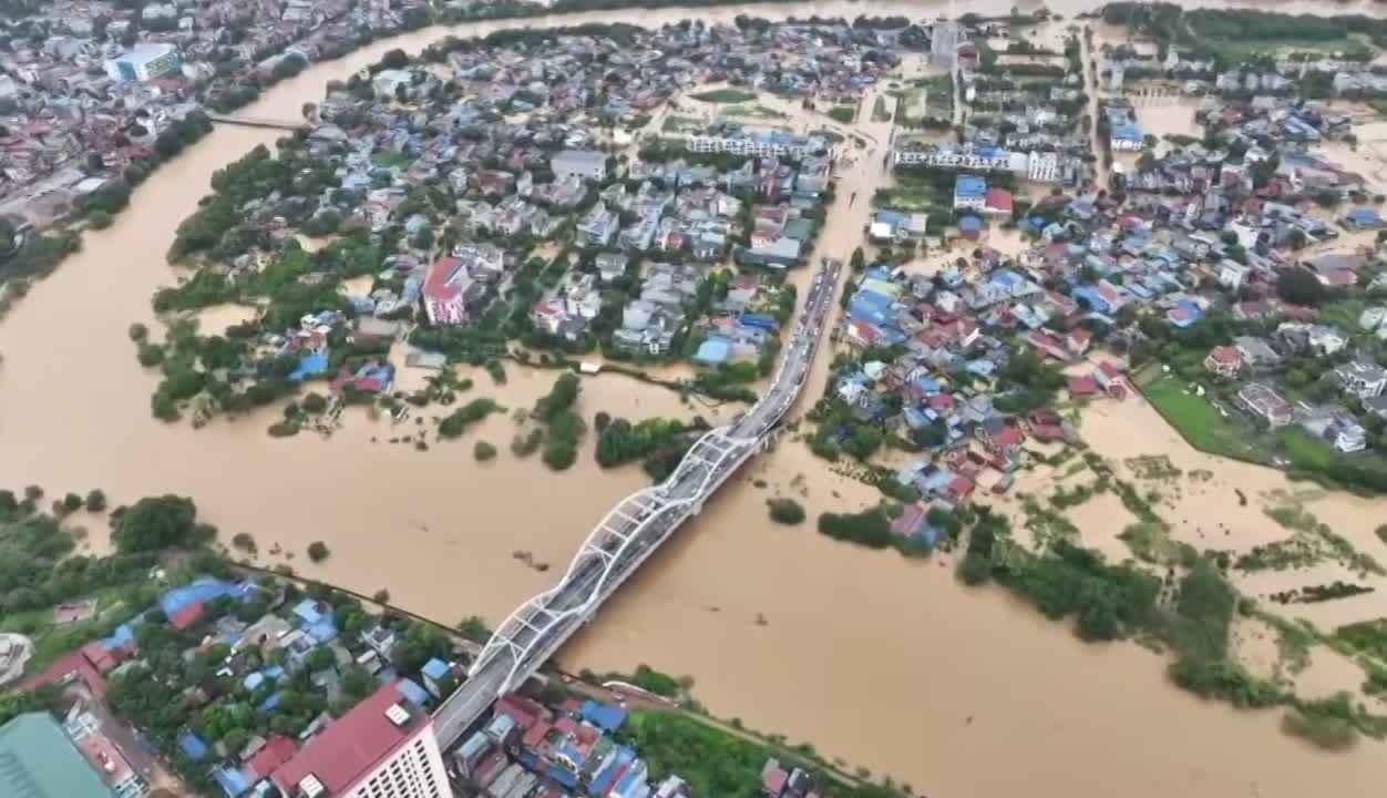 Video: Thái Nguyên ngập sâu trong biển nước từ góc nhìn trên cao